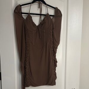 🤎🍸WHITEFOX BOUTIQUE SCRUNCH MINI DRESS🤎🍸